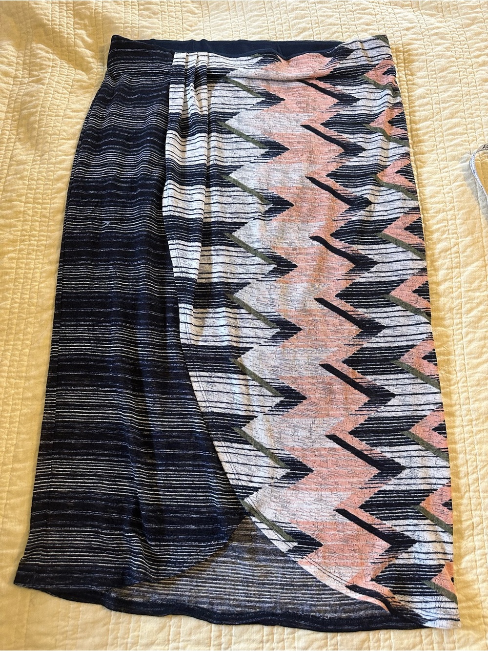 Maeve Anthropology Women’s Navy & Pink Patterned Wrap Skirt large